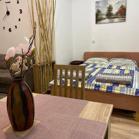 Apartment Neno 2 Требинье Экстерьер фото