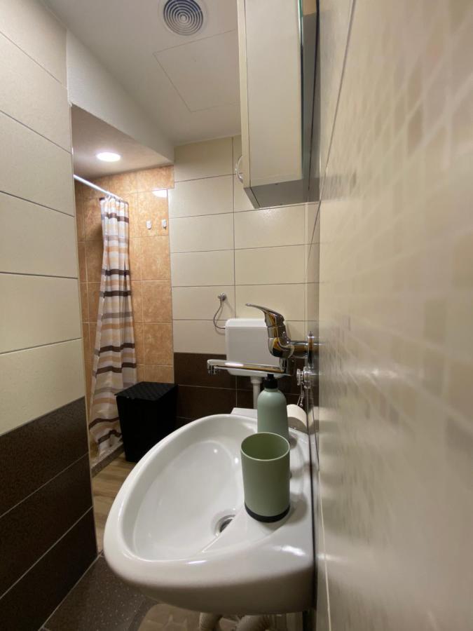 Apartment Neno 2 Требинье Экстерьер фото