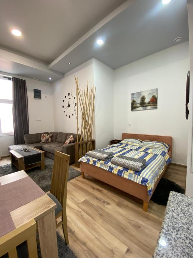 Apartment Neno 2 Требинье Экстерьер фото
